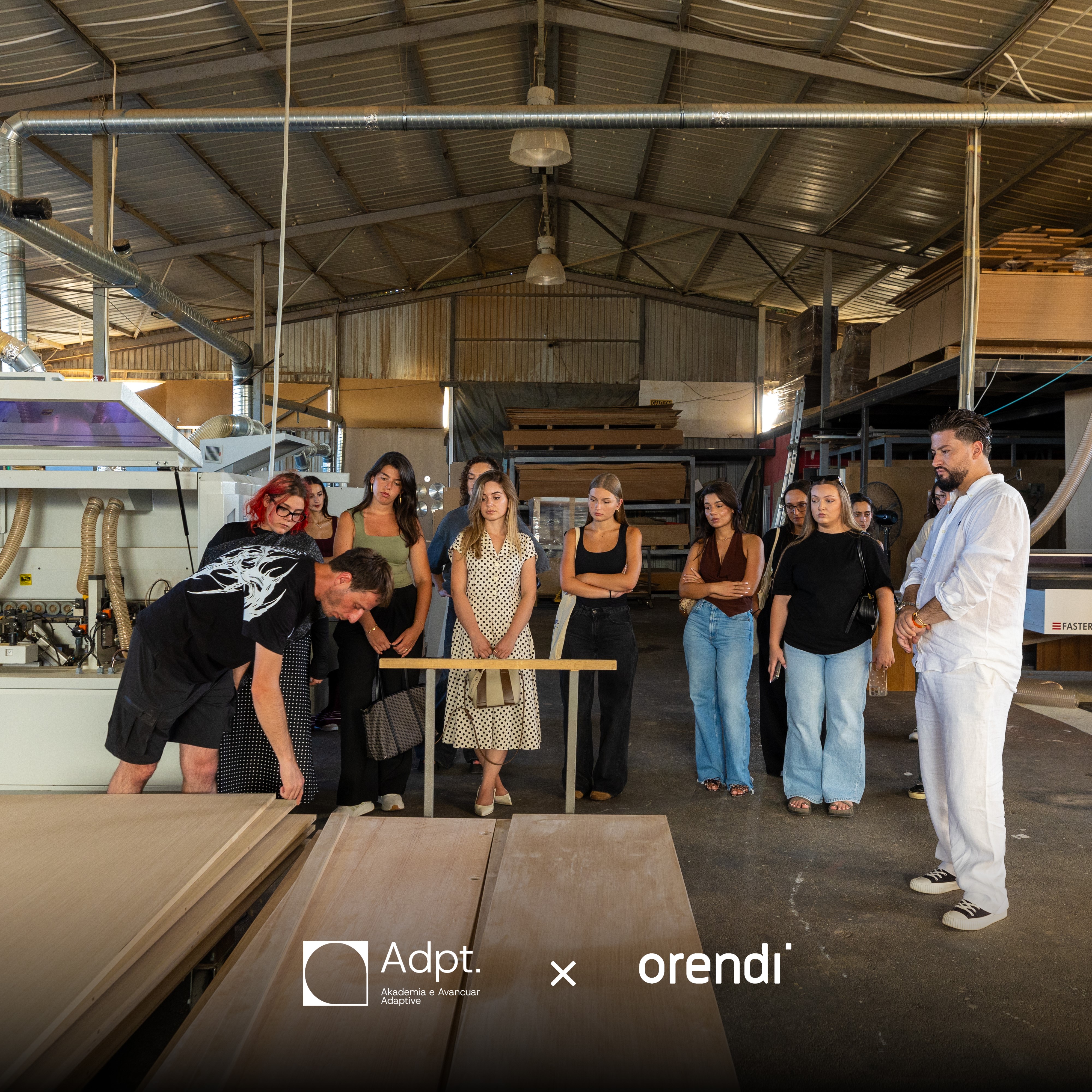 Lidhja mes Dizajnit dhe Prodhimit: Vizitë Praktike te Orendi